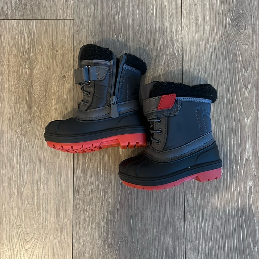 Toddler Boy black snow boots